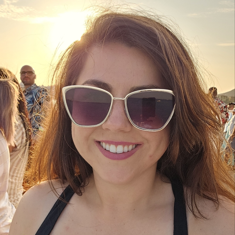 Meet your Posher, Sarah